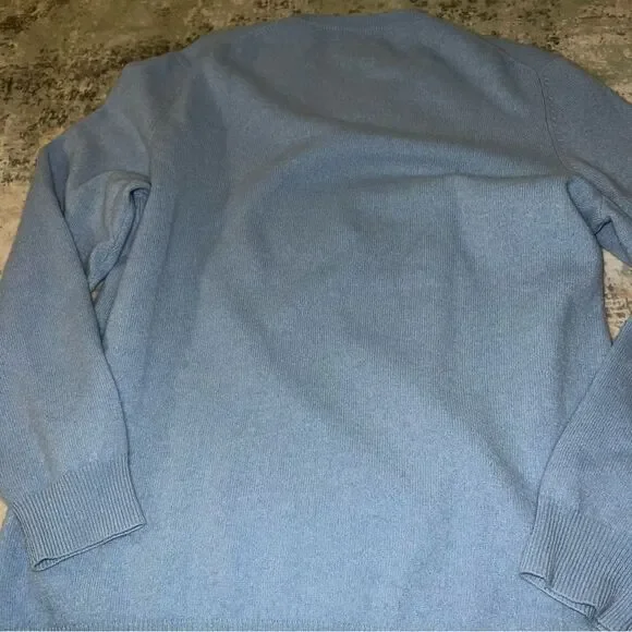 Club Room Blue V-Neck Sweater cashmere Classic